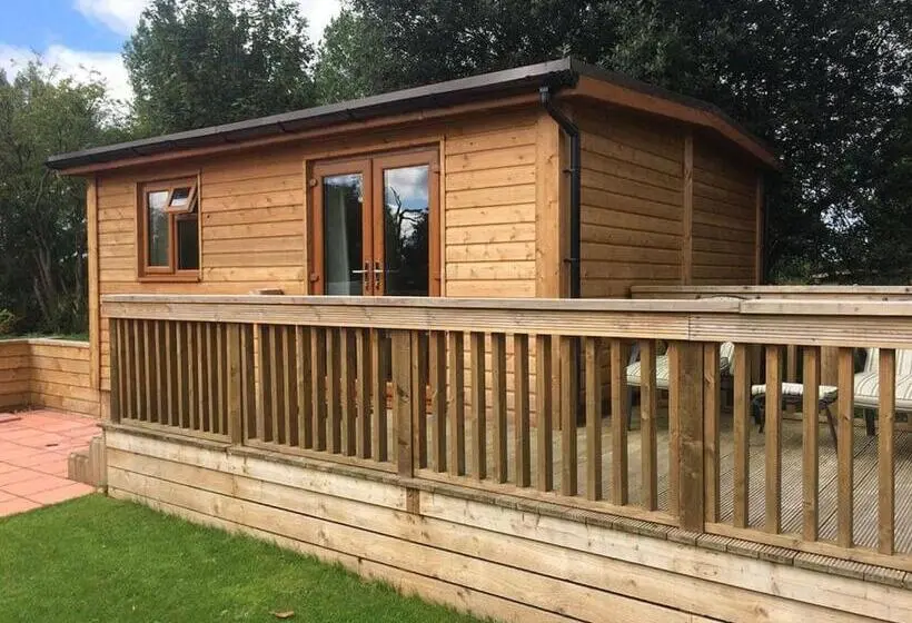 ３ベッドルームアパートメント, Pickering Lodges