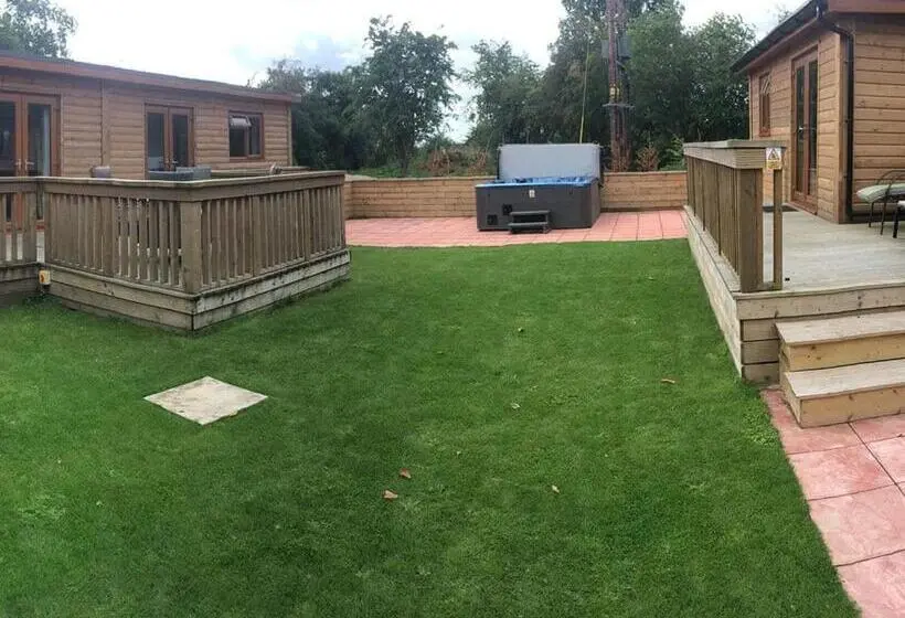 ３ベッドルームアパートメント, Pickering Lodges