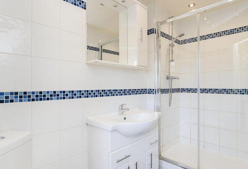 خانه 2 خوابه, Pickering Lodges