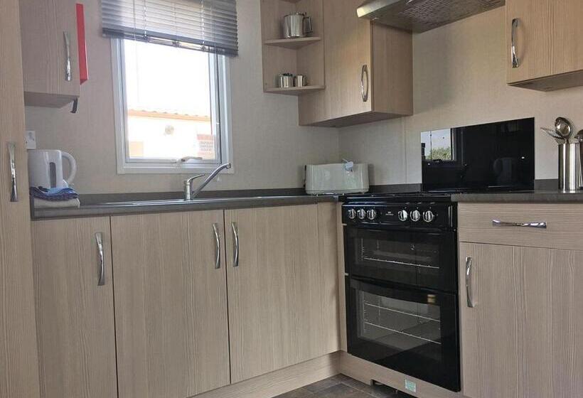 בית, חדר שינה 1, Riverside Holidays