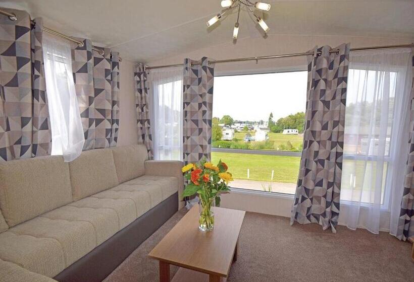 Дом 1 Спальня, Riverside Holidays