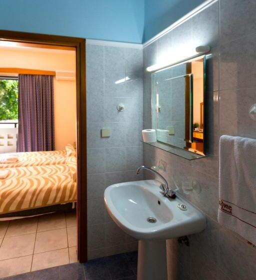 Апартаменты 1 Спальня, Ariadne Beach