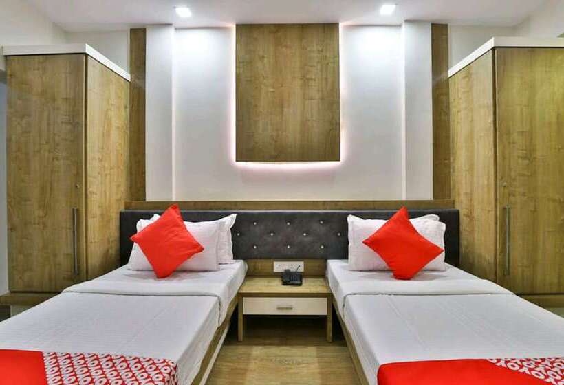 غرفة ديلوكس, Centre Point