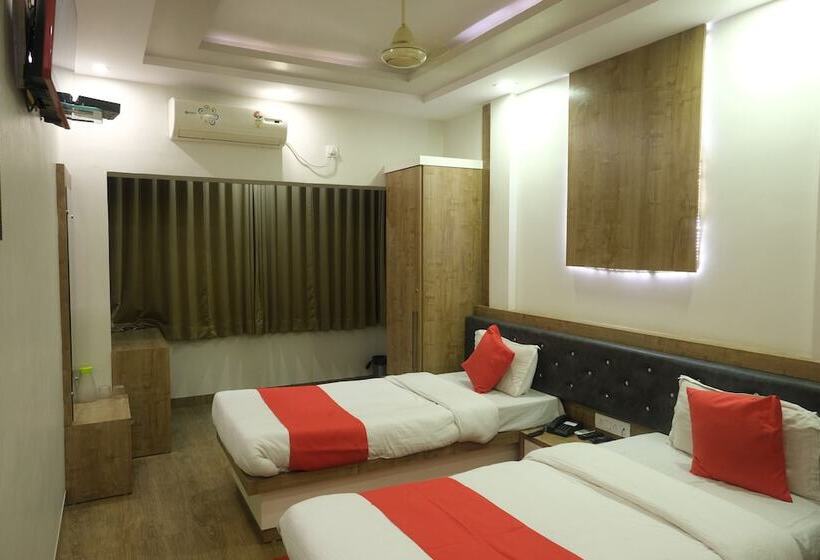 غرفة ديلوكس, Centre Point