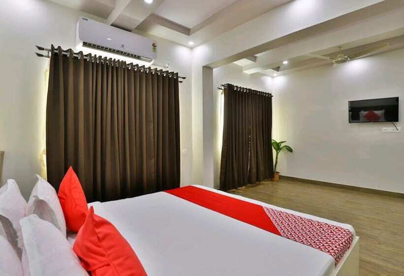 غرفة ديلوكس, Centre Point