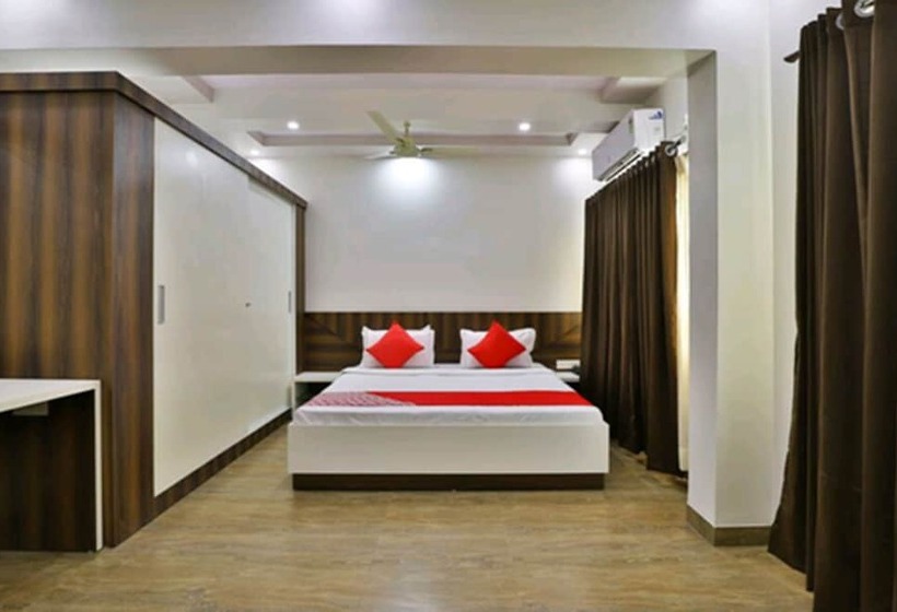 غرفة ديلوكس, Centre Point