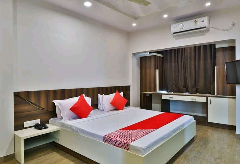 غرفة ديلوكس, Centre Point