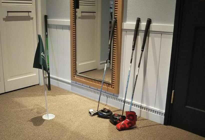 Люкс, Villa The Club Karuizawa