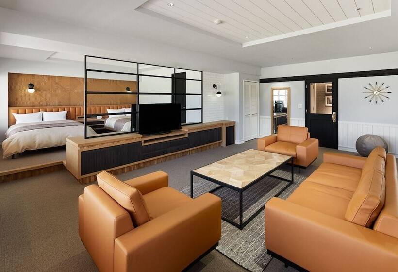 Люкс, Villa The Club Karuizawa