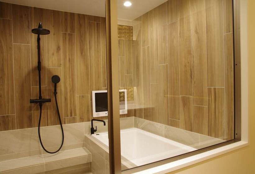 Люкс, Villa The Club Karuizawa