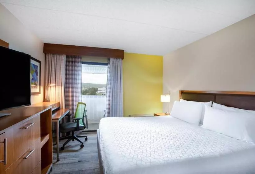 キングサイズベッドのスタンダードルーム, Holiday Inn Express Hotel & Suites King Of Prussia, An Ihg
