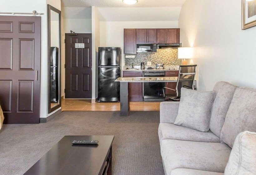 Люкс, Mainstay Suites Pittsburgh Airport