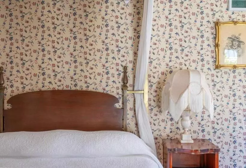 プレミアムルーム, Martine Inn