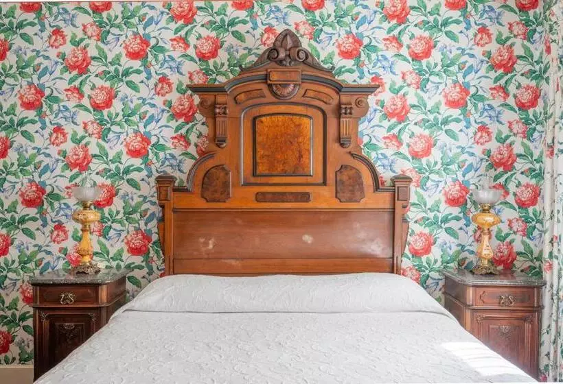 キングサイズベッドのスタンダードルーム, Martine Inn