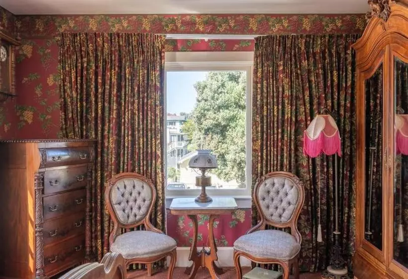 シングルデラックスルーム, Martine Inn