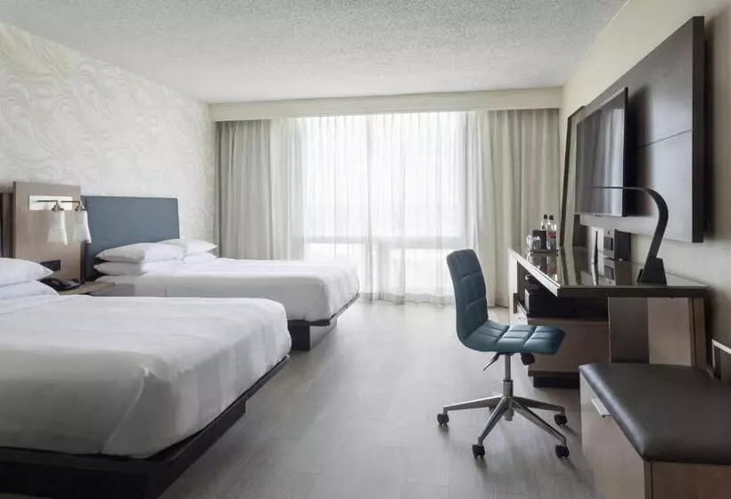 اتاق کلاب, Miami Airport Marriott