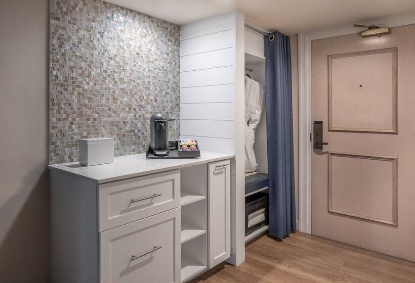 Студия Стандарт Двуспальная Кровать, Opal Grand Oceanfront Resort & Spa