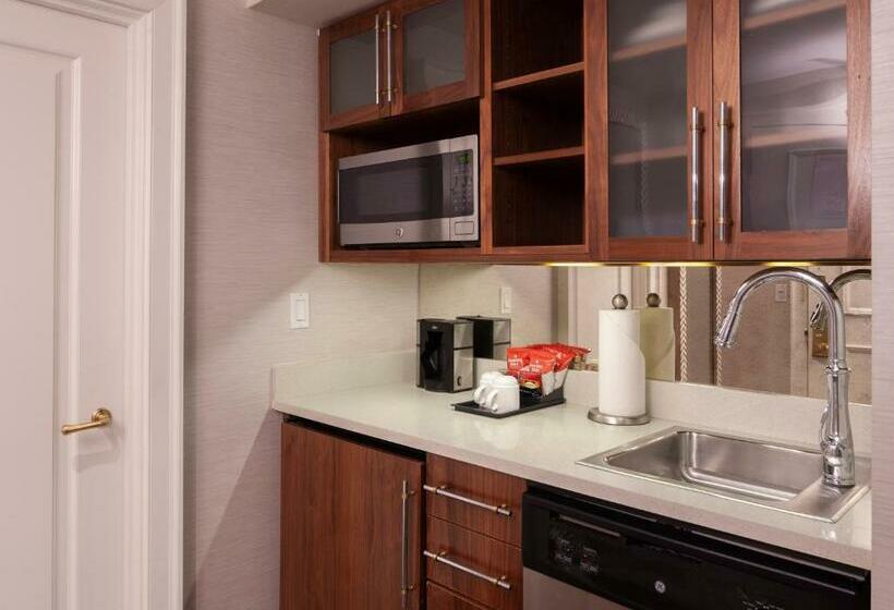 套房, The Manhattan Club