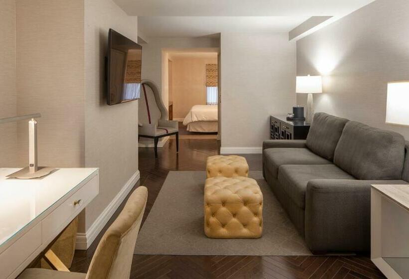 套房, The Manhattan Club