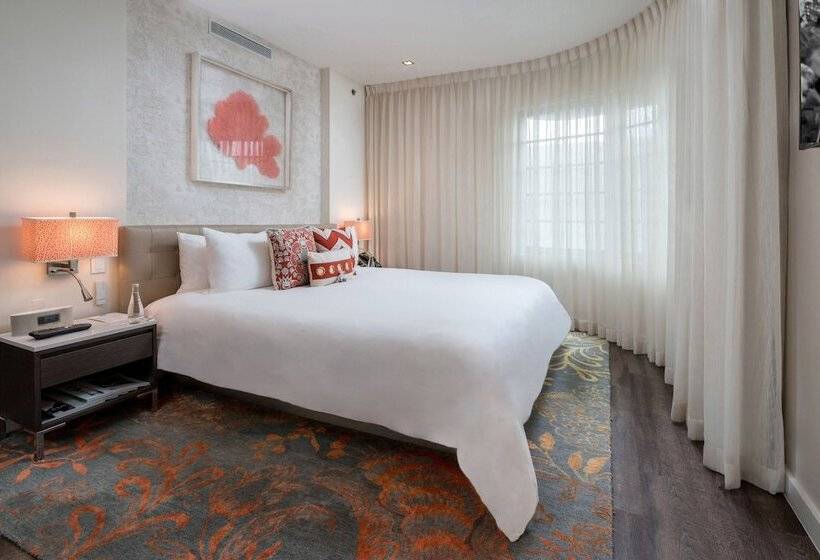 Suite Superior, The Marlin