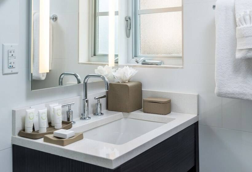 סטודיו פרמיום, The Marlin