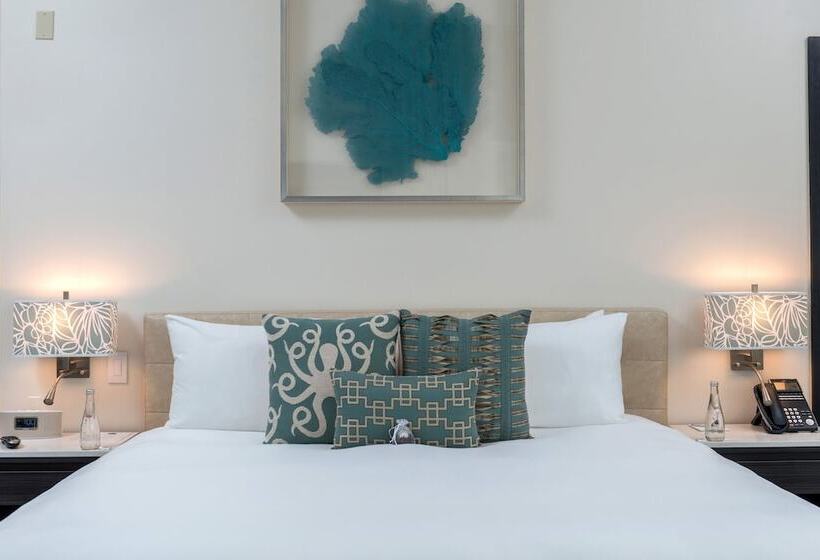 סוויטת פרמיום, The Marlin