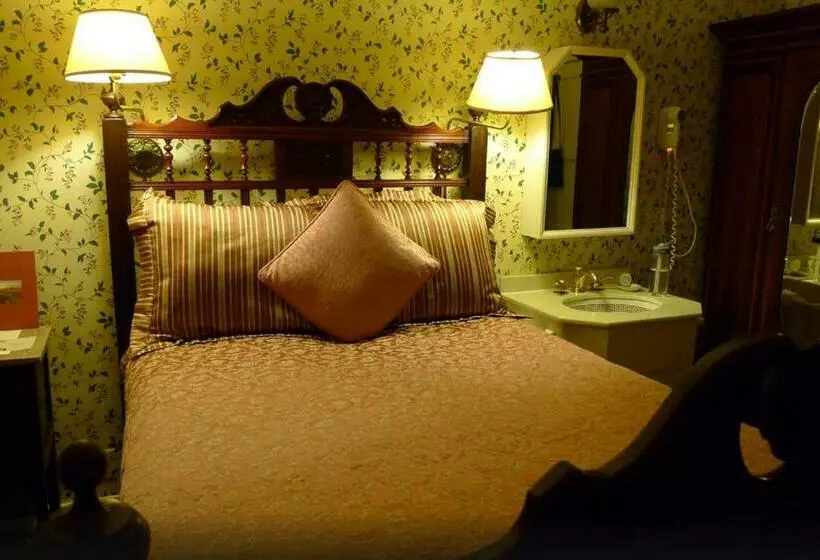 اتاق استاندارد با سرویس بهداشتی مشترک, Mendocino Hotel & Garden