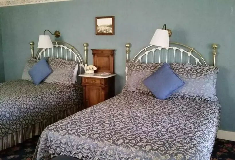 اتاق لوکس با چشمانداز باغ, Mendocino Hotel & Garden