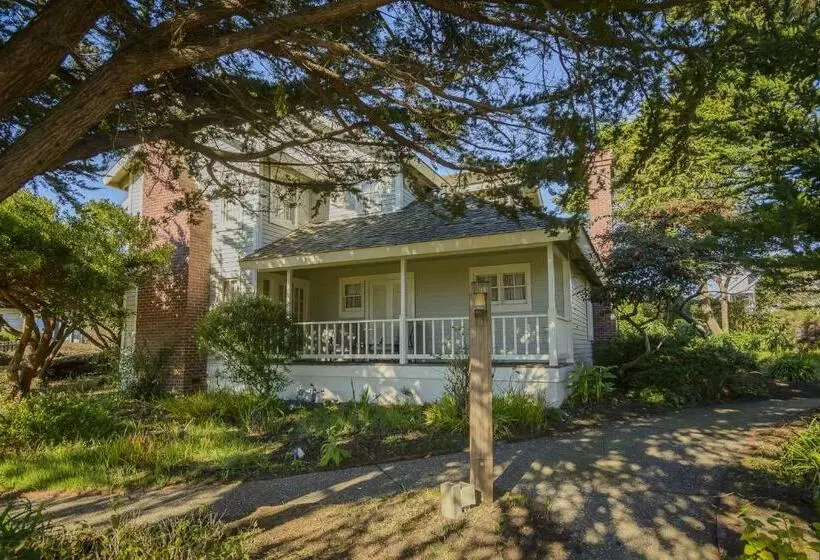 اتاق لوکس با چشمانداز باغ, Mendocino Hotel & Garden