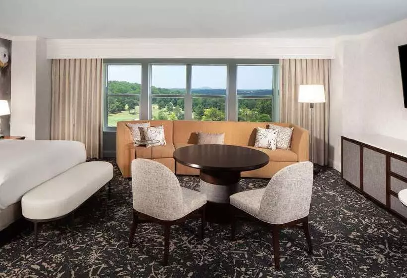 キングサイズベッドのジュニアスイート, Hilton Atlanta/marietta Hotel & Conference Center