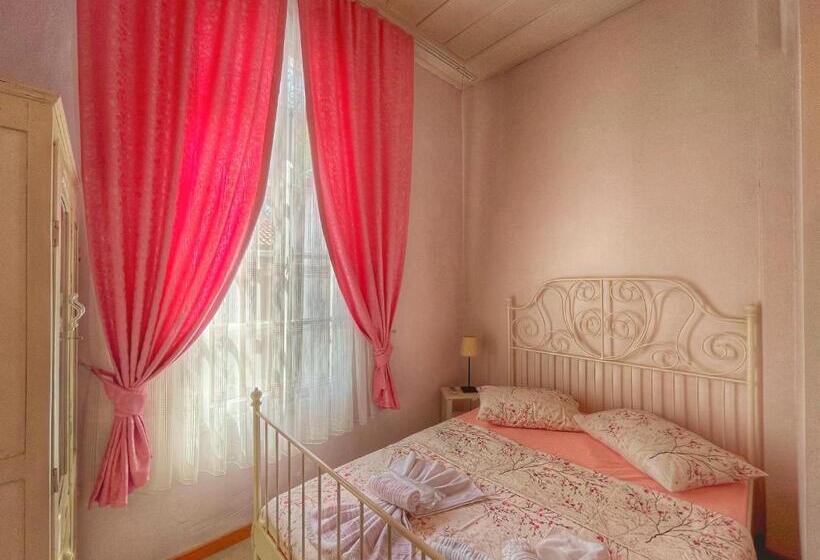 اتاق استاندارد, Eolya Konuk Evi