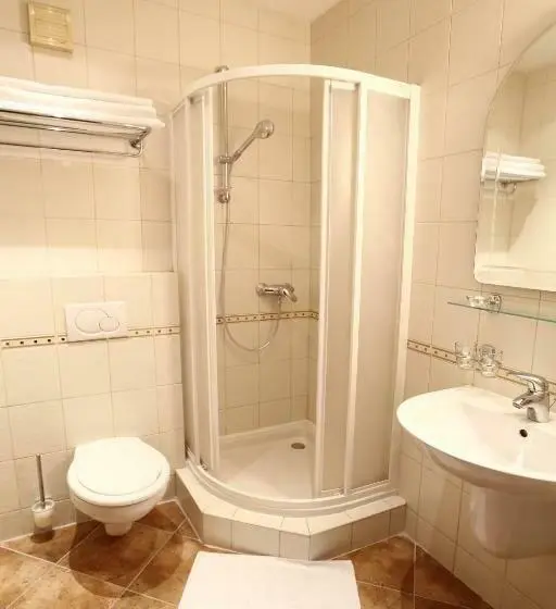 Standard Single Room, Nostalgia