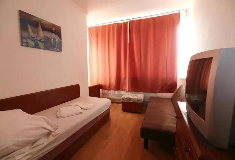 Standard Single Room, Nostalgia