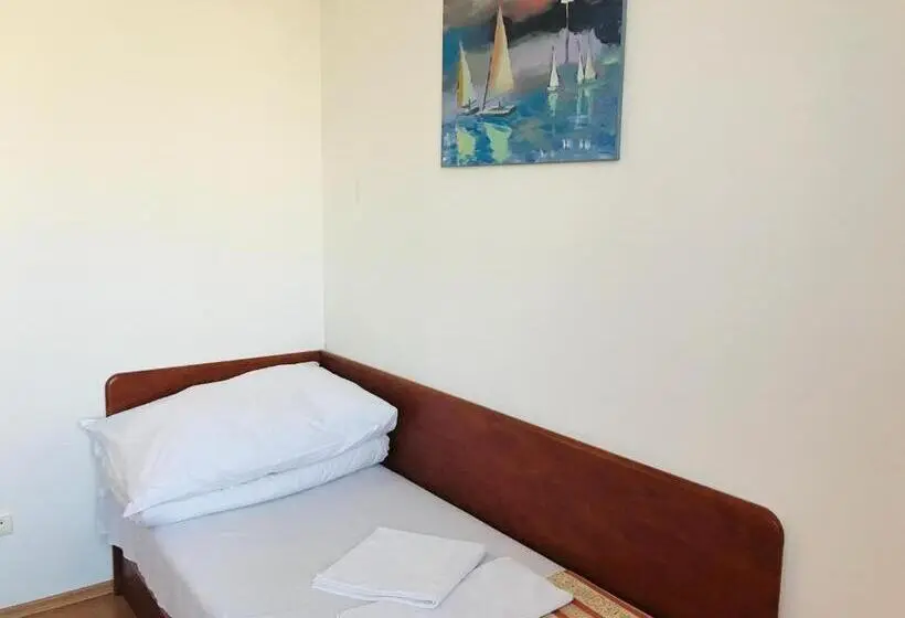 Standard Single Room, Nostalgia