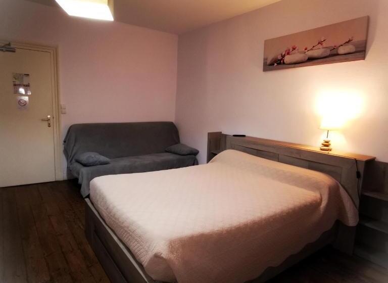 デラックスルーム, Logis Hôtel & Restaurant Le Saint Savinien