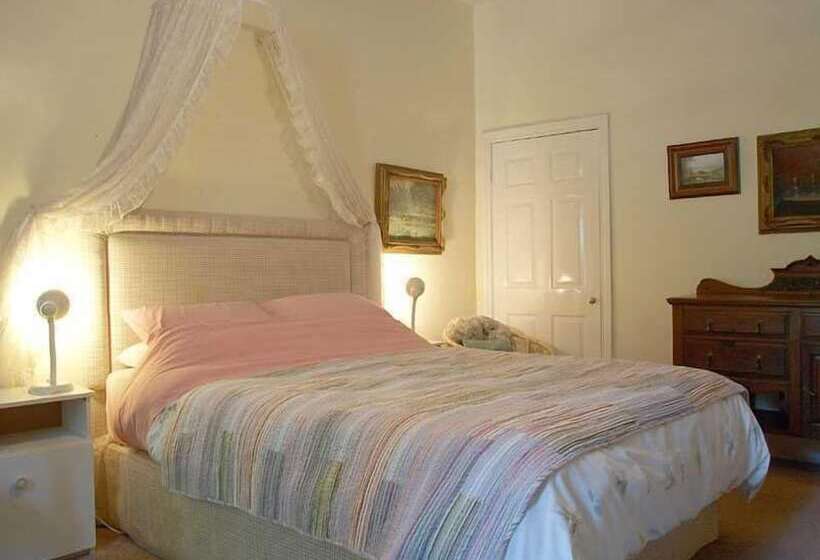 컴포트 트리플 룸, Ross House Equestrian Holidays