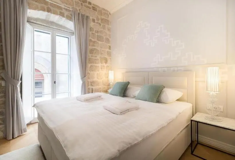اتاق استاندارد با بالکن, Guest House Fortyfour