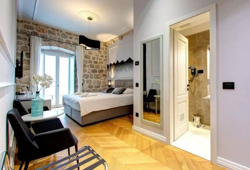 اتاق لوکس, Guest House Fortyfour