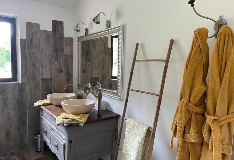 バスタブ付きスタンダードルーム, Côté Dentelles