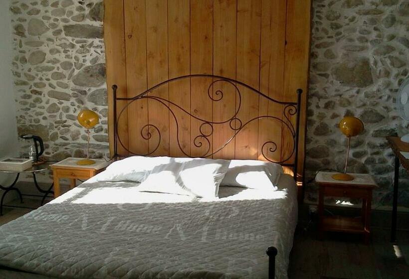 Номер Стандарт Вид на Сад, Maison De Ville Au Pied De La Montagne Noire