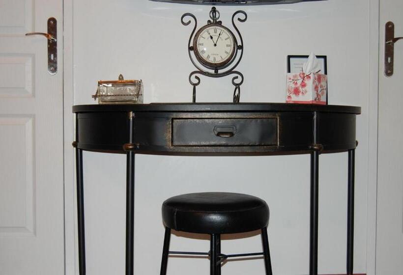 Номер Стандарт, Mas De La Respelido