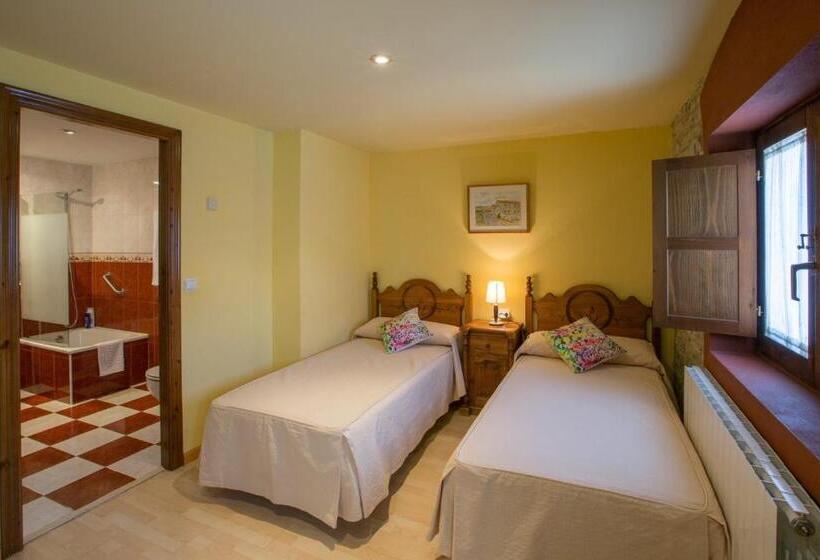 スーペリアトリプルルーム, Rural Los Cerezos De Yanguas