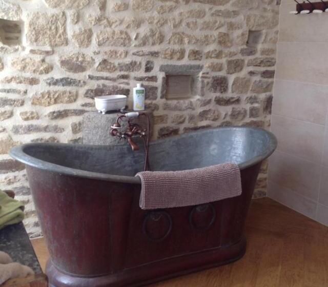 חדר קומפורט, Au Château