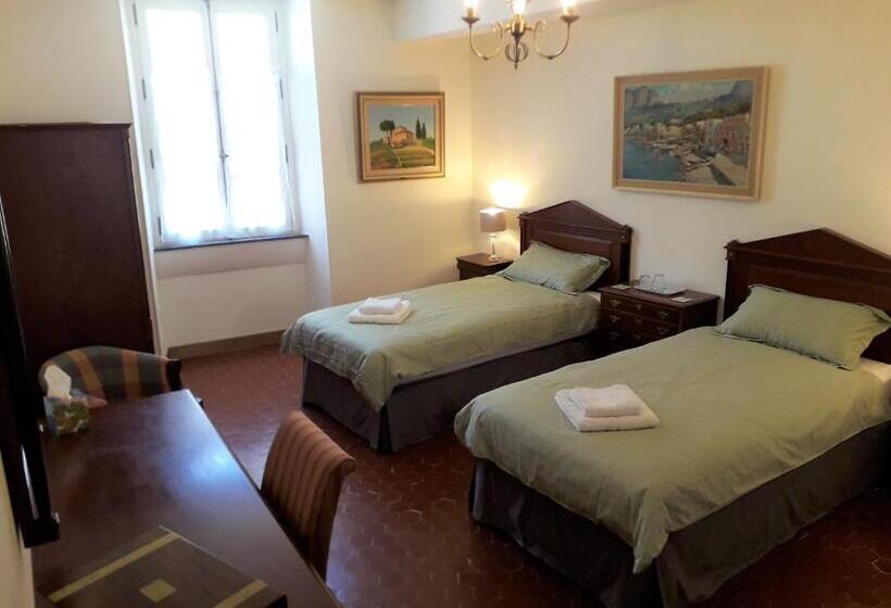 스탠다드 룸, La Sentinelle