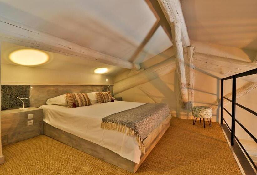 סוויטה משפחתית, Le Mas Des Brune