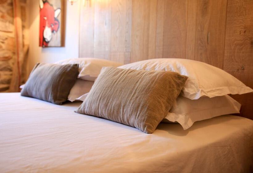 חדר סטנדרט לשלושה, Le Mas Des Brune