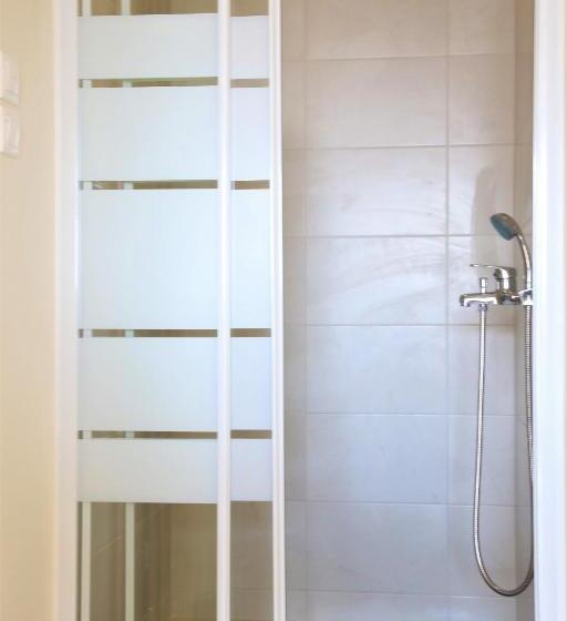 Люкс, Gk Airport Suites   Free Shuttle