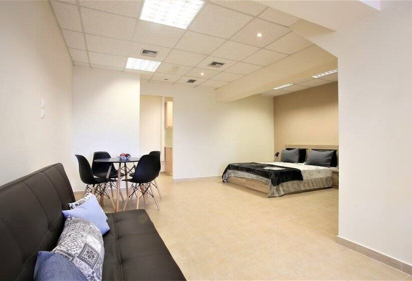 Люкс, Gk Airport Suites   Free Shuttle