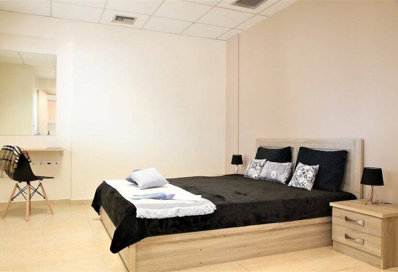 Люкс Superior, Gk Airport Suites   Free Shuttle