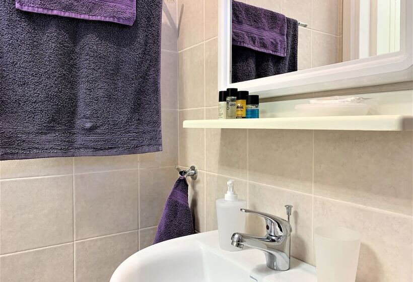 Люкс Superior, Gk Airport Suites   Free Shuttle